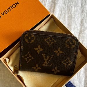 LOUIS VUITTON | ZIPPY COIN PURSE WALLET